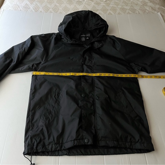 Geoffrey Beene Full Zip Snap Up Hooded Lightweight Windbreaker Black Size Medium - Picture 15 of 16